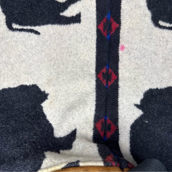 Vintage Pendleton Star Pattern Backpack in Blue, Red, and Cream - Picture 13 of 14